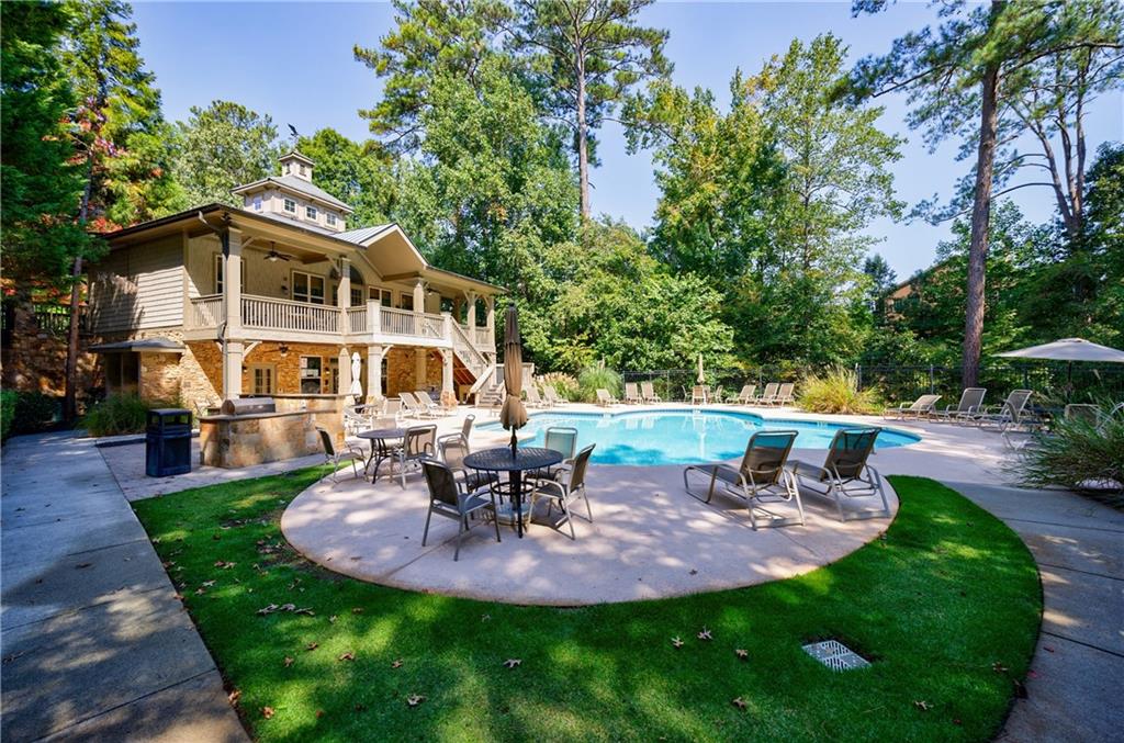 3150 Woodwalk Drive SE Unit 2204