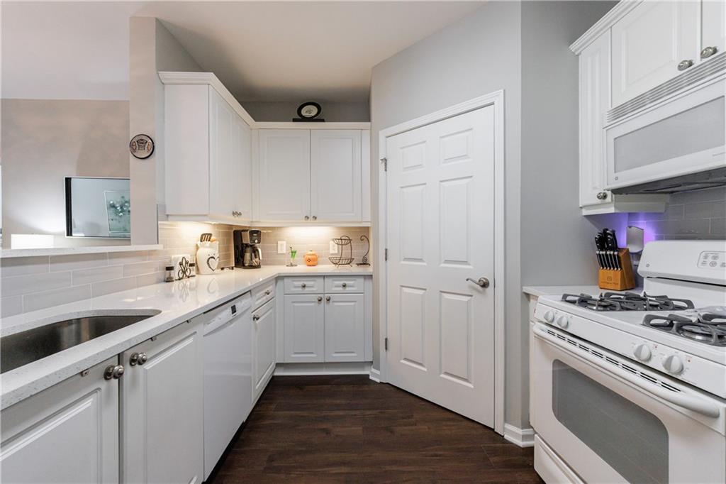 3150 Woodwalk Drive SE Unit 2204
