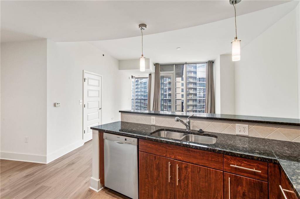 1080 Peachtree Street NE Unit 1513