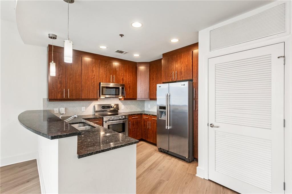 1080 Peachtree Street NE Unit 1513
