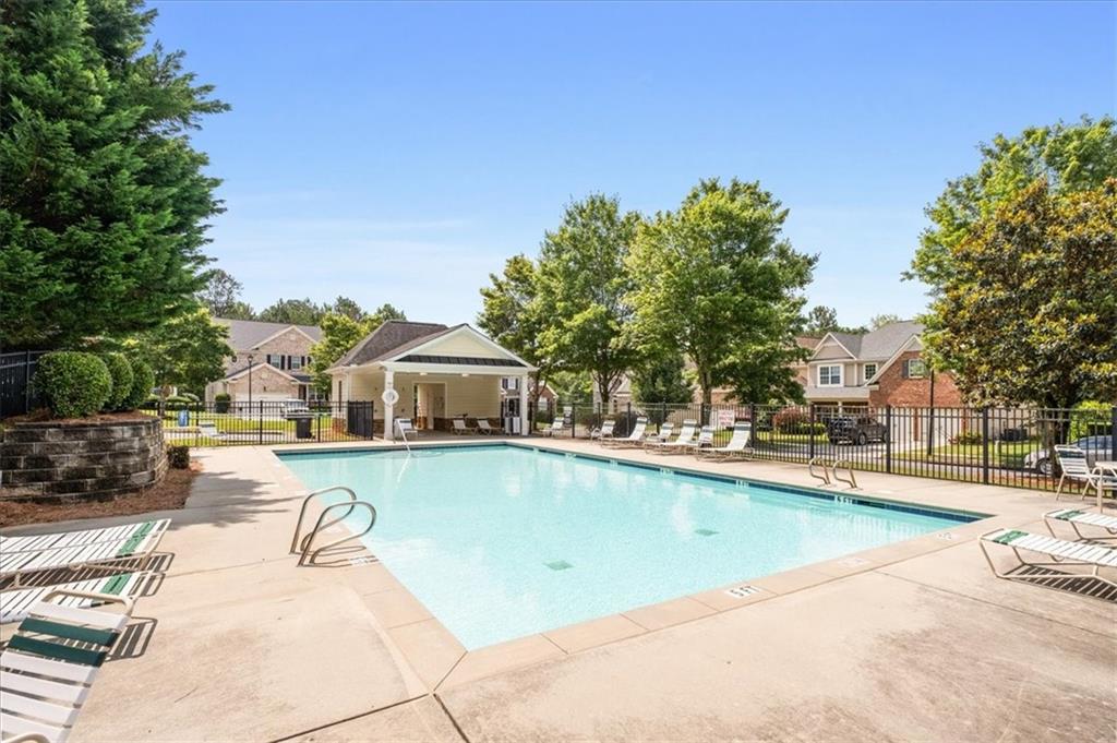320 Roland Manor Drive