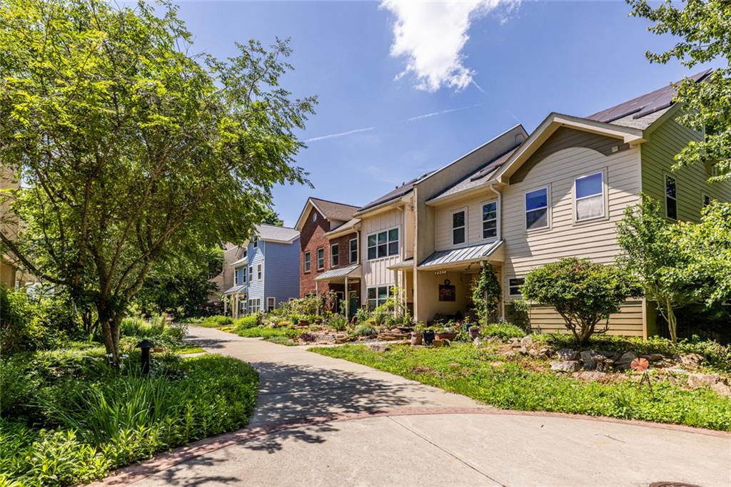 1001 Dancing Fox Road
