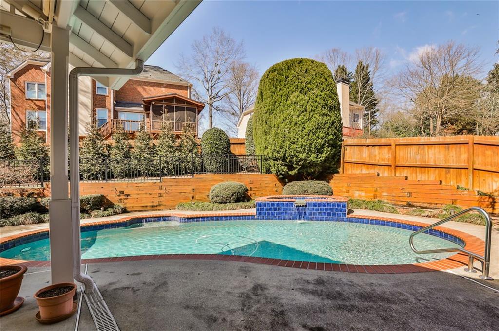 389 Mill Creek Bend NE