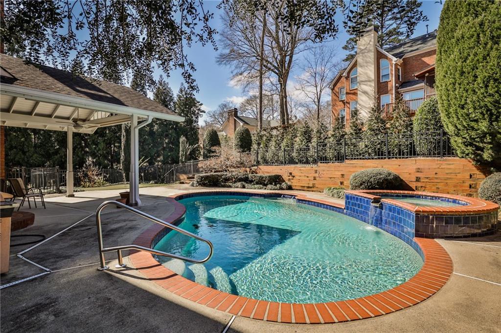 389 Mill Creek Bend NE