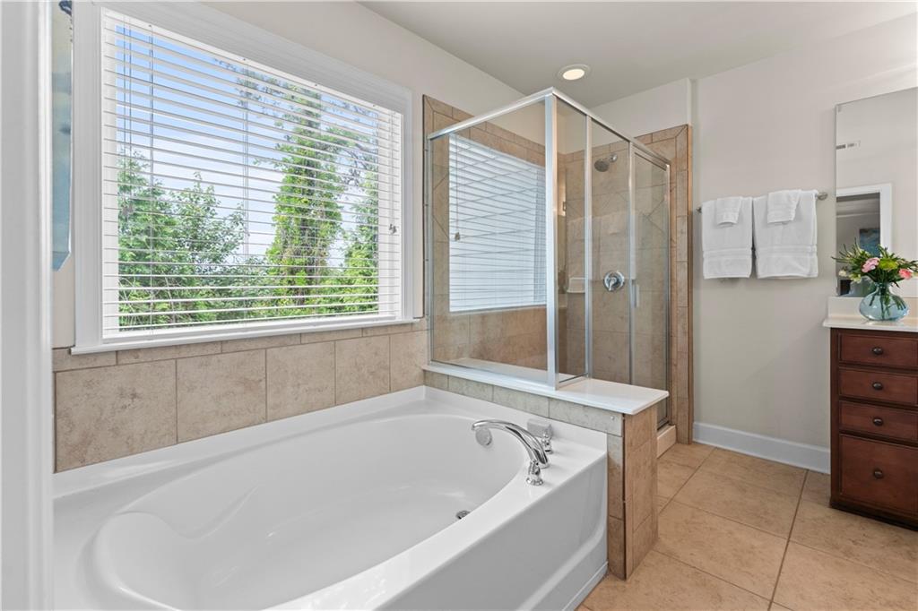2428 Hadlow Lane Unit 25