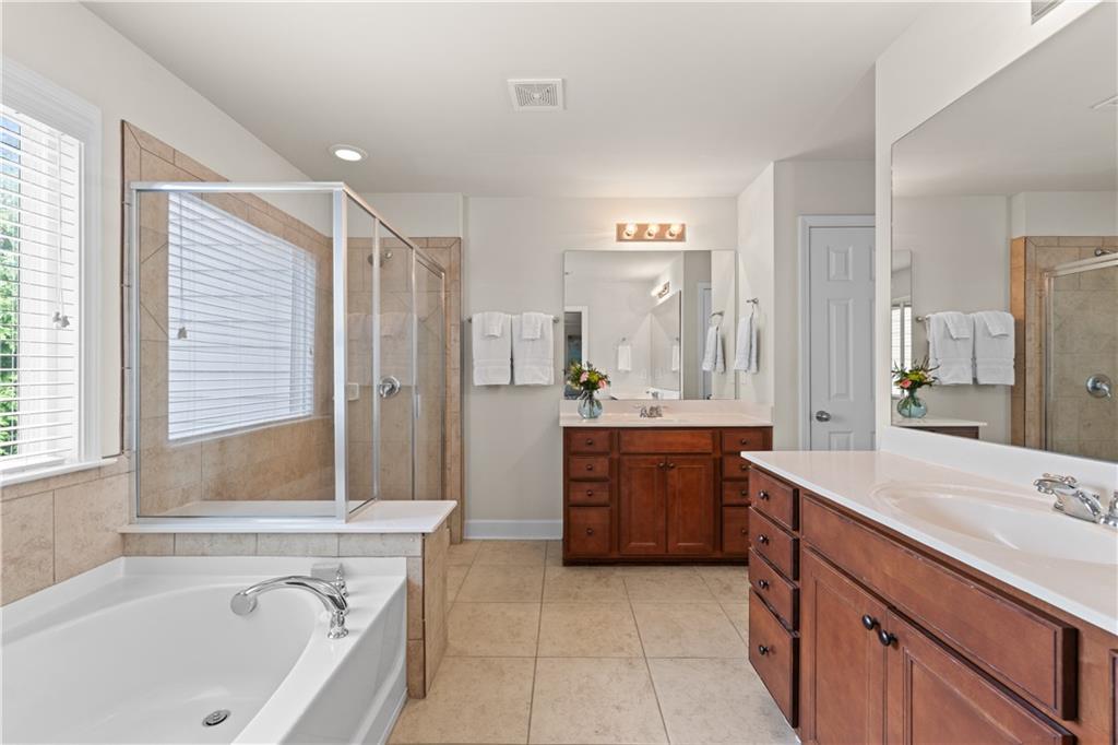2428 Hadlow Lane Unit 25