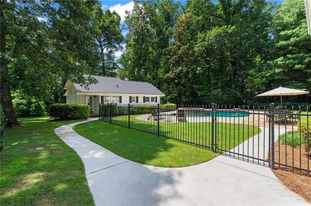 1824 Mount Paran Road NW