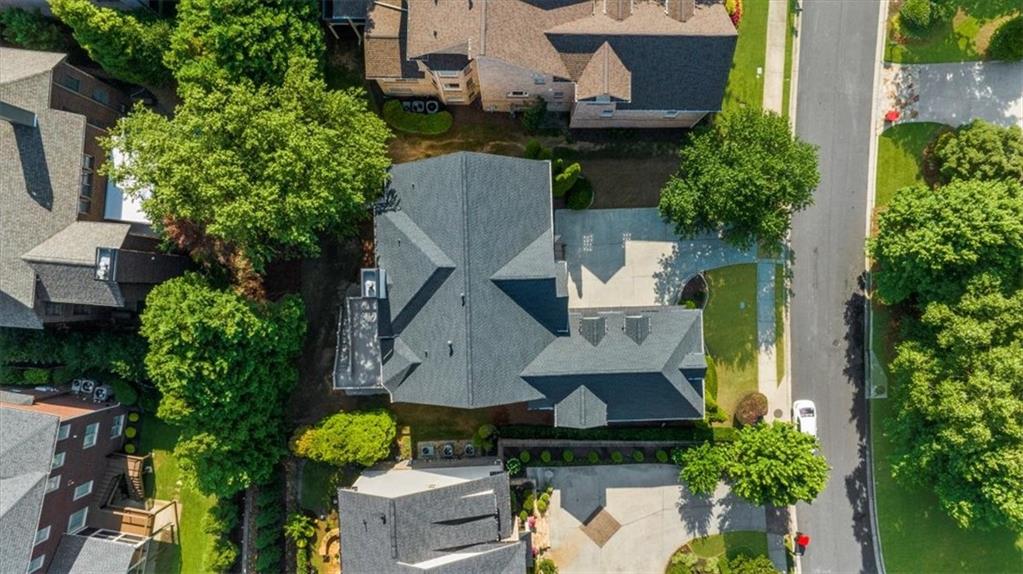 745 Glengate Place