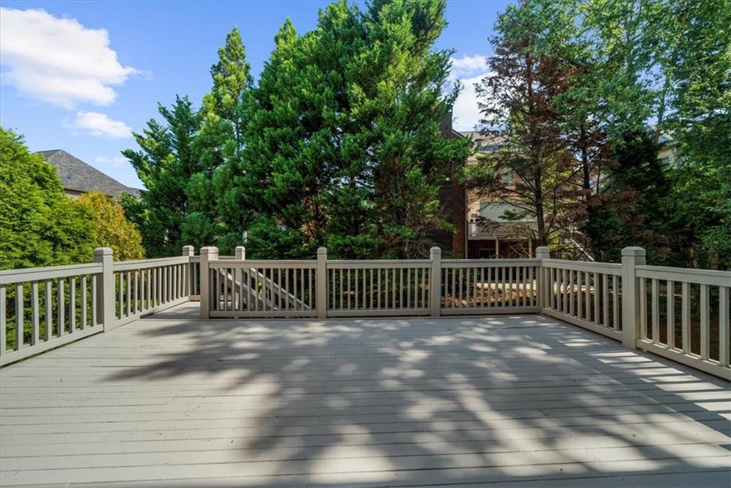 745 Glengate Place
