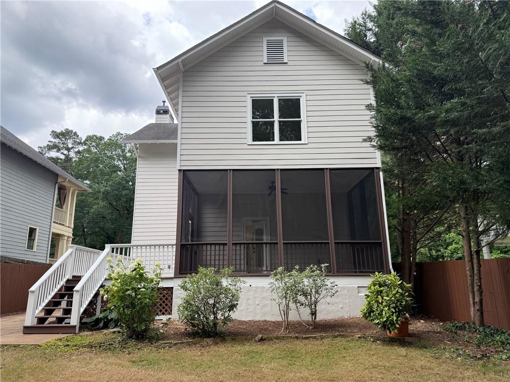 2552 White Oak Drive