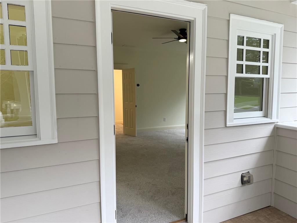 2552 White Oak Drive