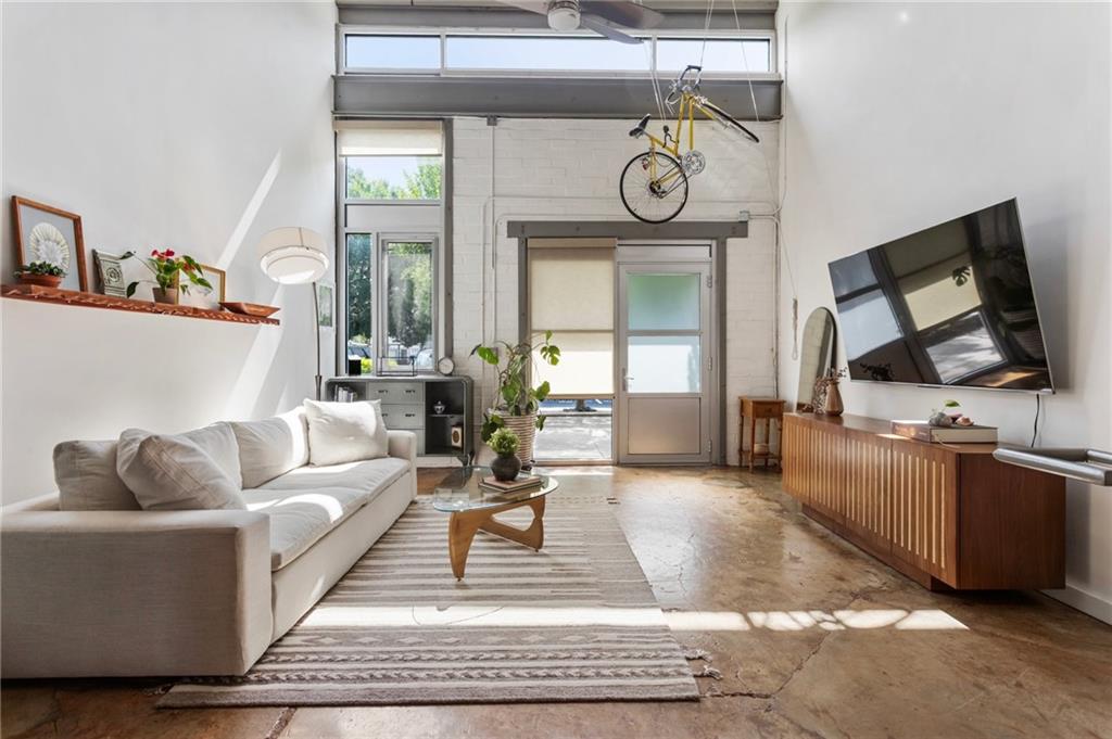 1661 La France Street NE Unit 222