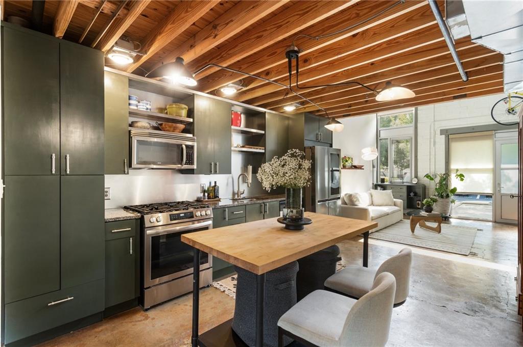 1661 La France Street NE Unit 222