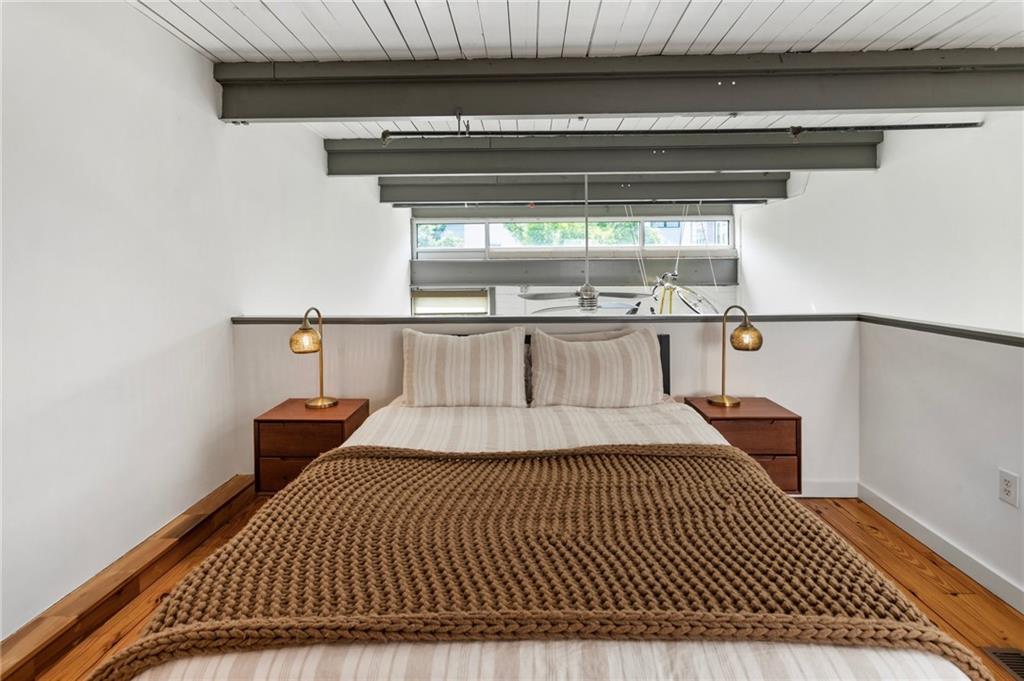1661 La France Street NE Unit 222