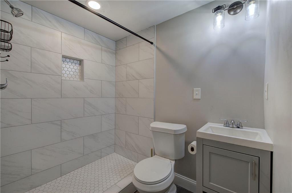 2646 Rockcliff Road SE