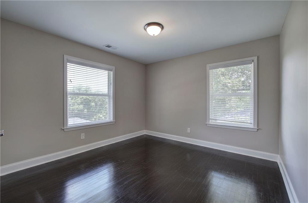 2646 Rockcliff Road SE