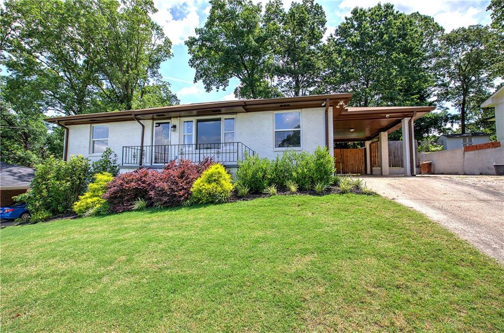 2646 Rockcliff Road SE