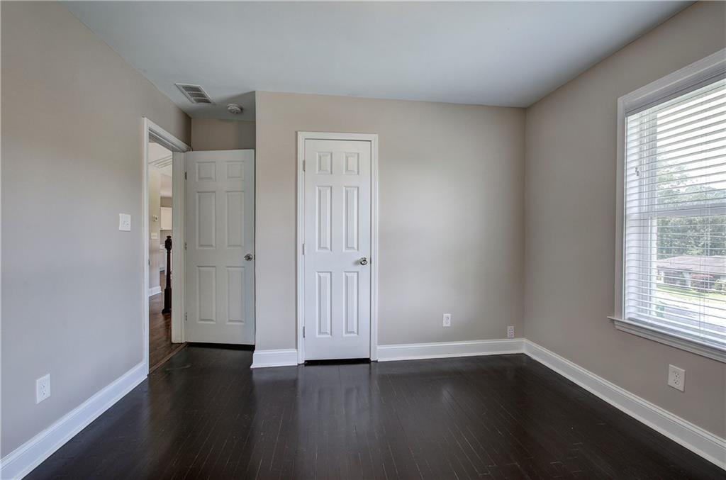 2646 Rockcliff Road SE