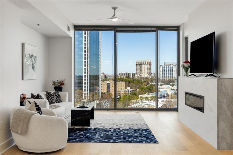 2795 Peachtree Road Unit 1305
