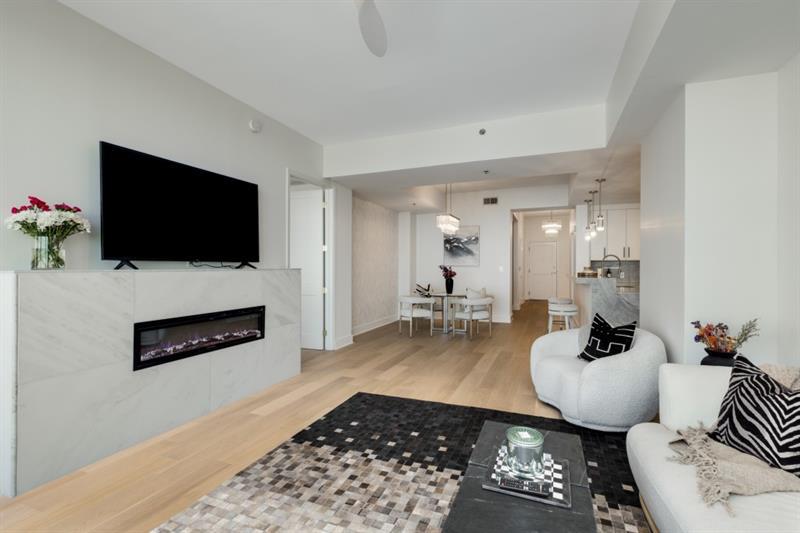 2795 Peachtree Road Unit 1305