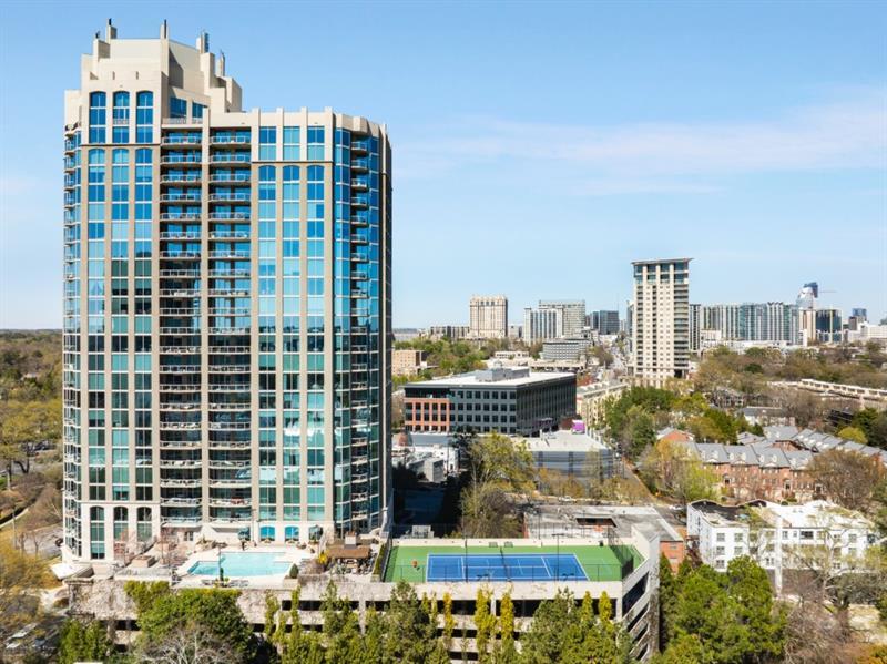 2795 Peachtree Road Unit 1305