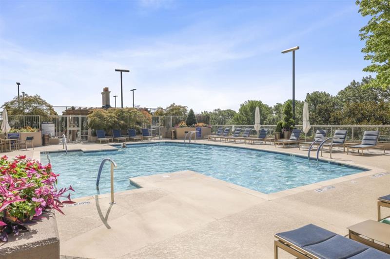 2795 Peachtree Road Unit 1305