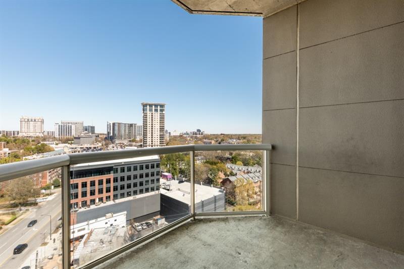 2795 Peachtree Road Unit 1305
