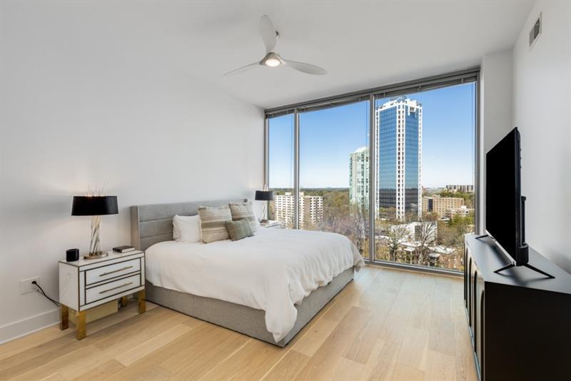 2795 Peachtree Road Unit 1305