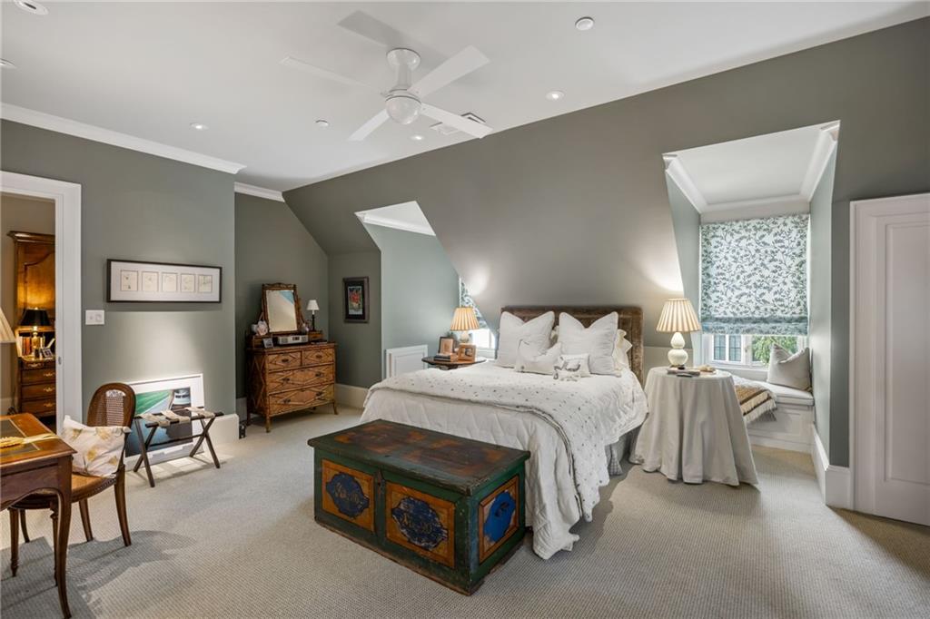 92 Old Ivy Road NE Unit 6