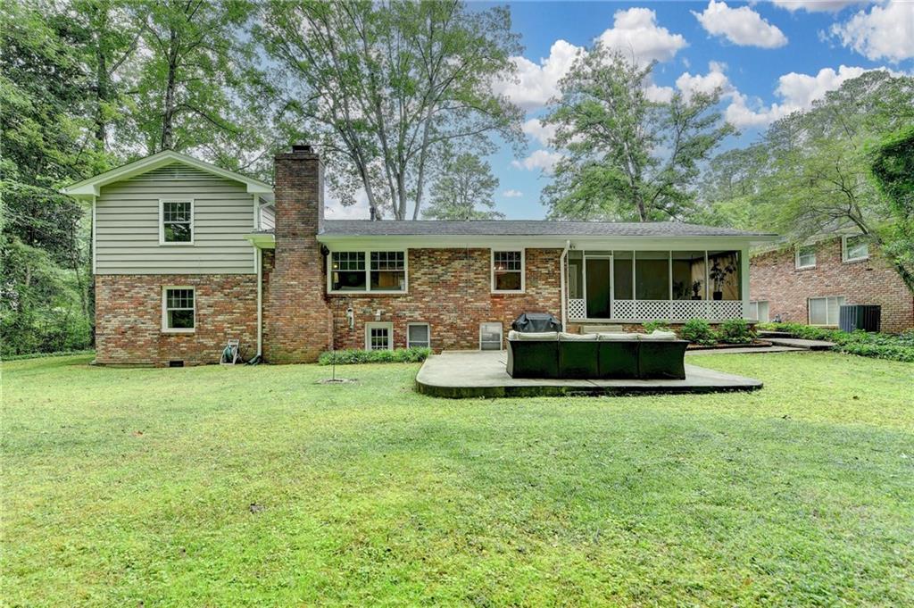 595 Glenforest Road