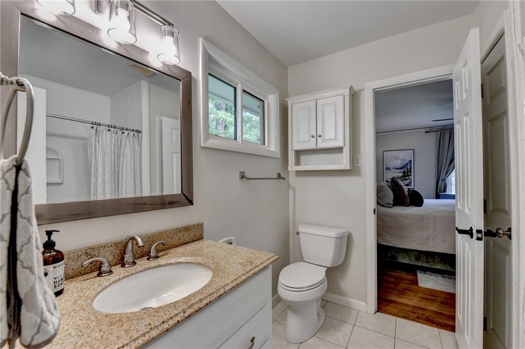 595 Glenforest Road