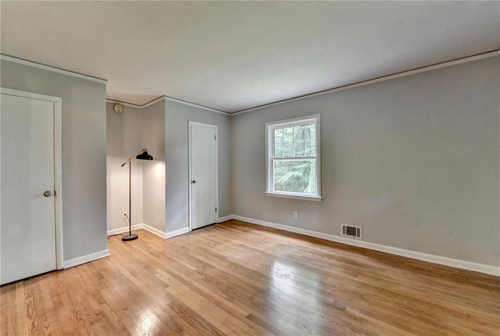 595 Glenforest Road
