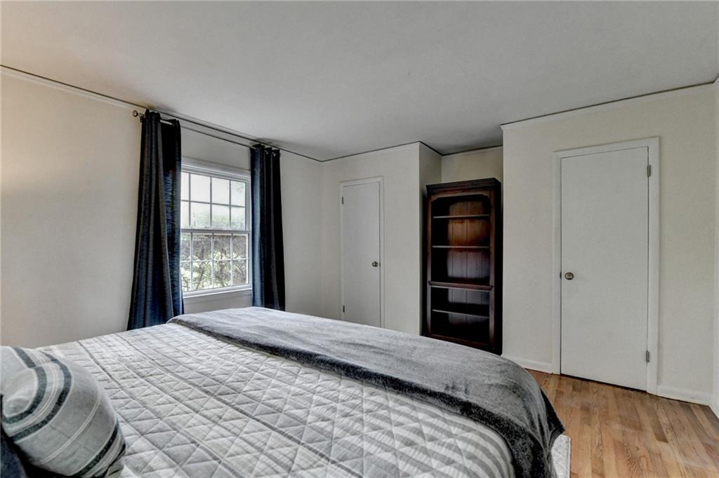 595 Glenforest Road
