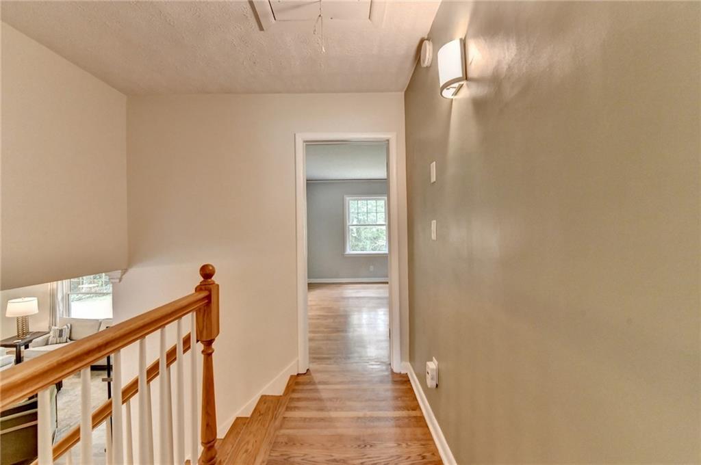 595 Glenforest Road
