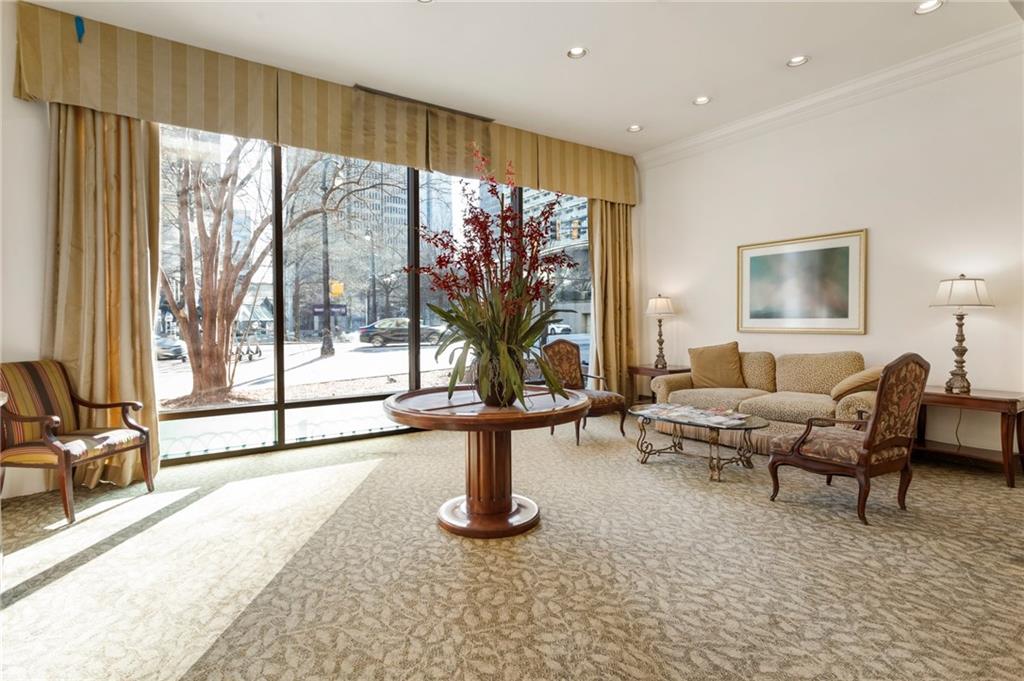 300 Peachtree Street NE Unit 24F