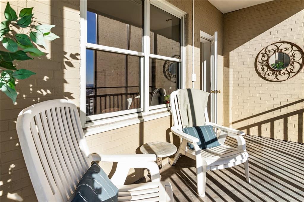 300 Peachtree Street NE Unit 24F