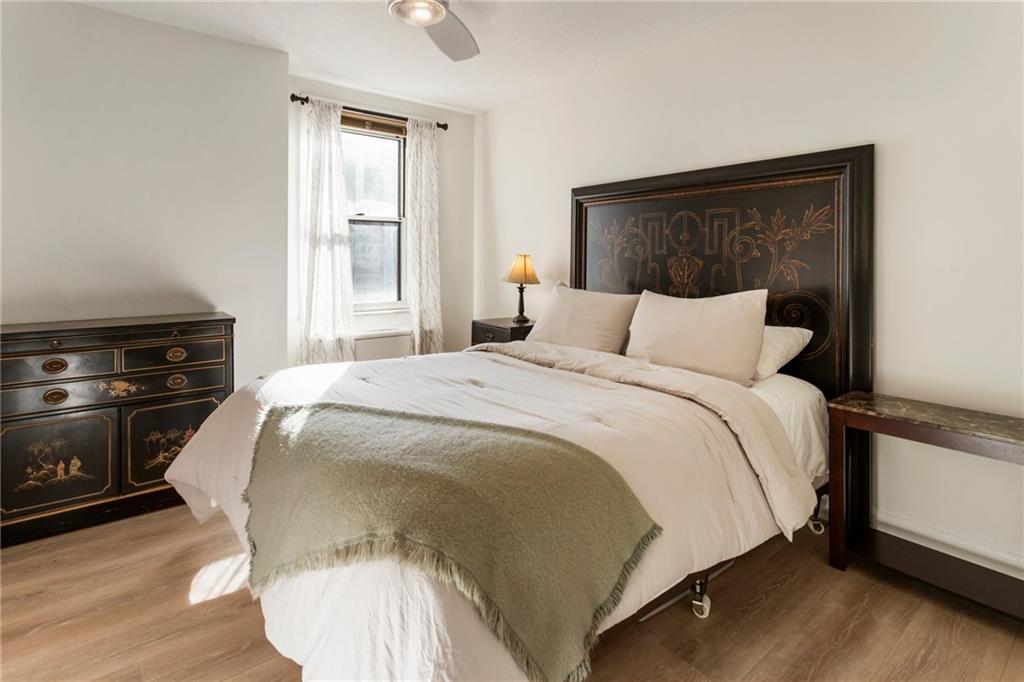 300 Peachtree Street NE Unit 24F