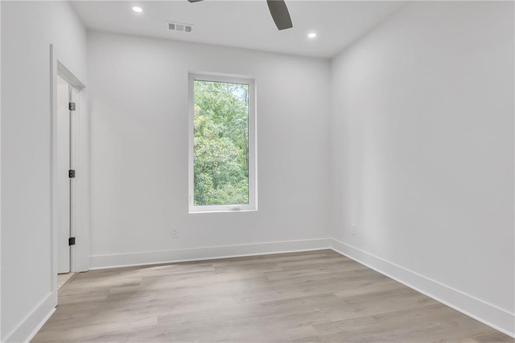 132 Flora Avenue NE Unit A