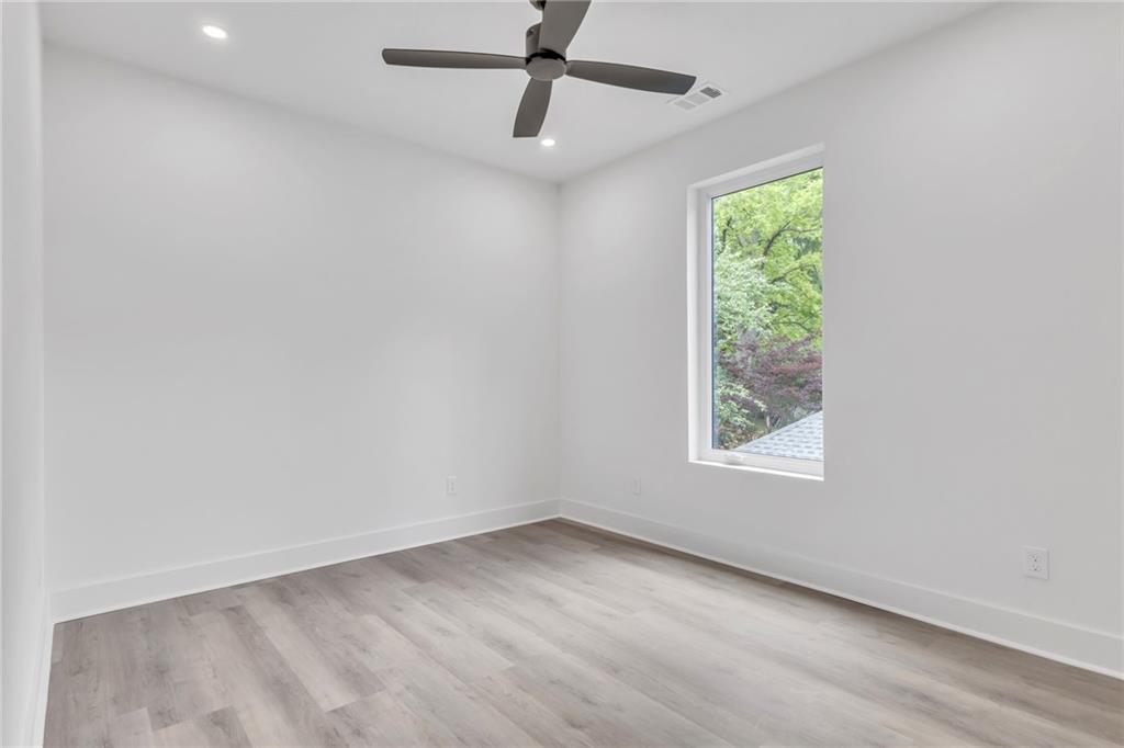 132 Flora Avenue NE Unit A