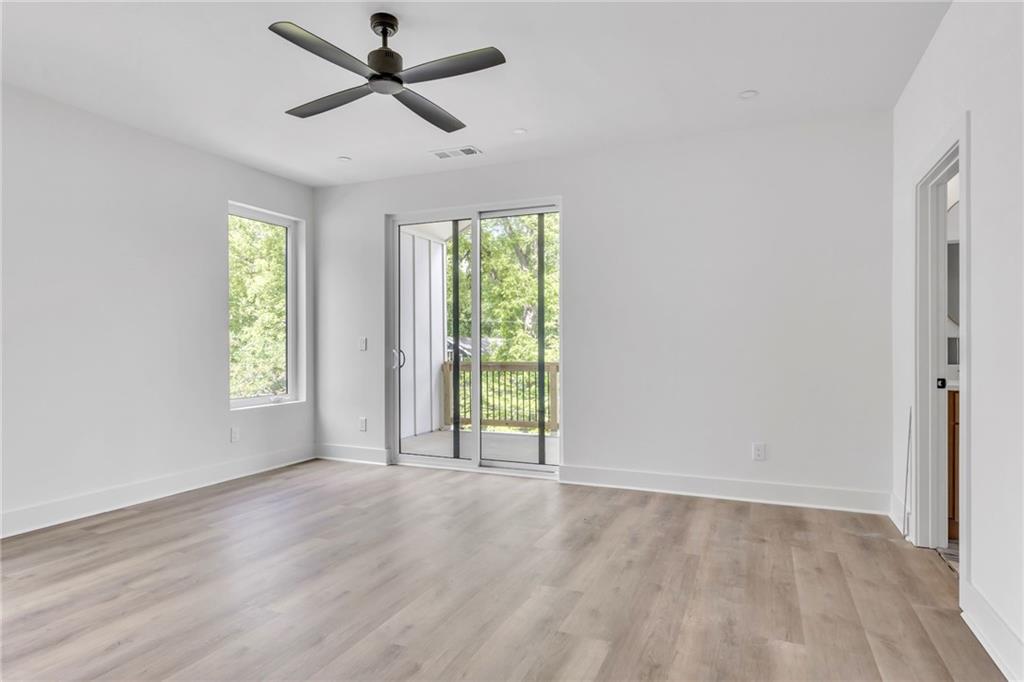 132 Flora Avenue NE Unit A