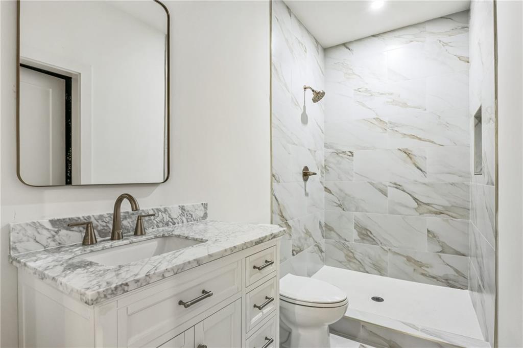 132 Flora Avenue NE Unit A