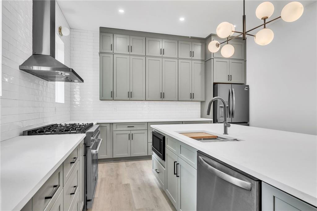 132 Flora Avenue NE Unit A