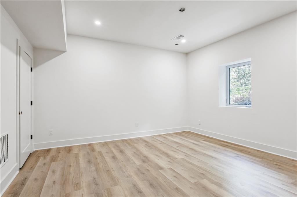 132 Flora Avenue NE Unit A