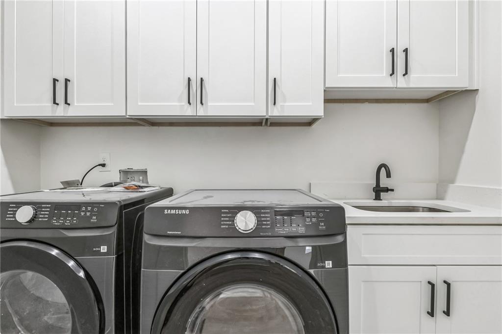 132 Flora Avenue NE Unit A