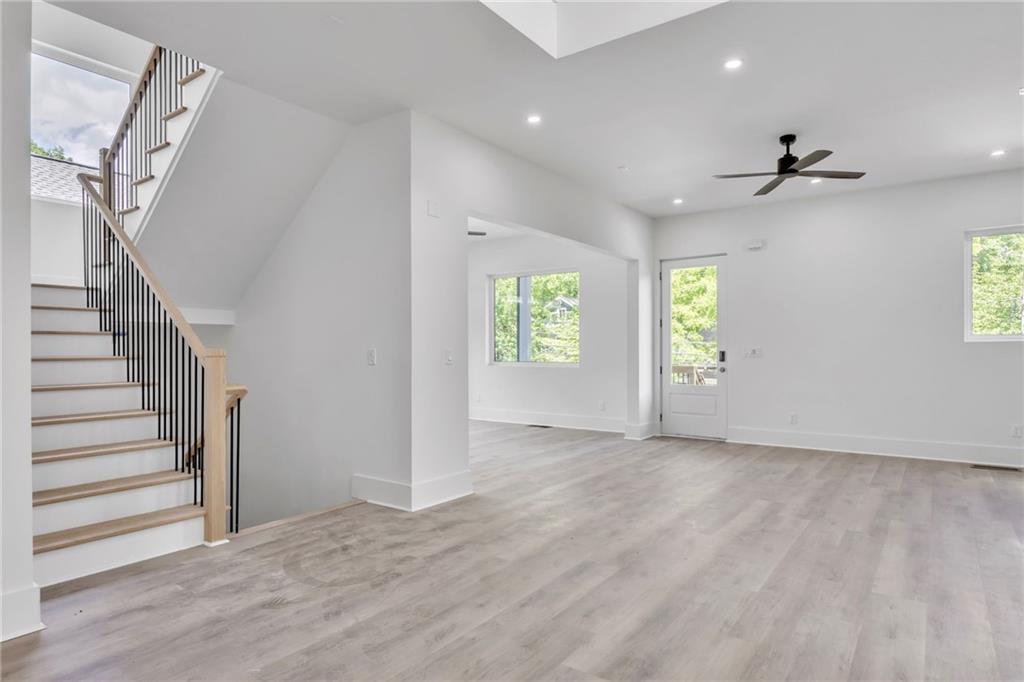 132 Flora Avenue NE Unit A