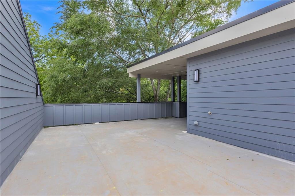 132 Flora Avenue NE Unit A