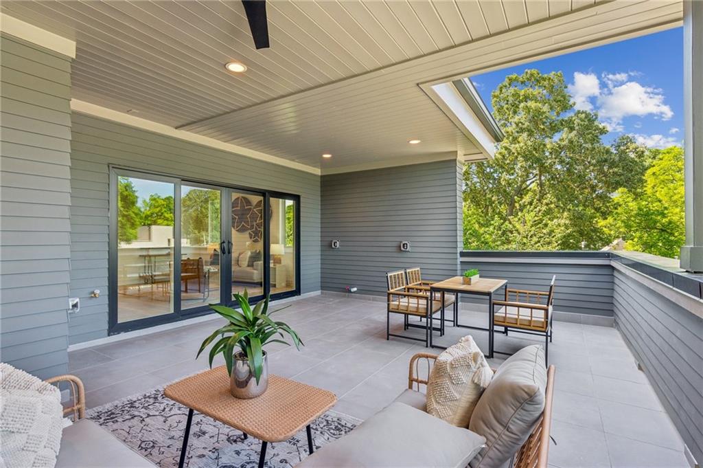 81 Walthall Street SE