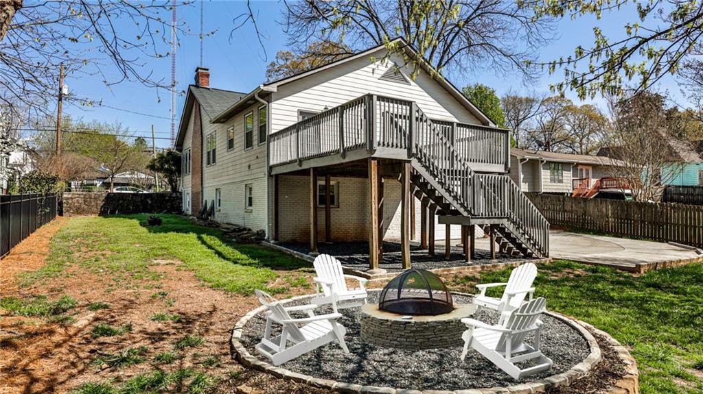 220 Mayson Avenue NE