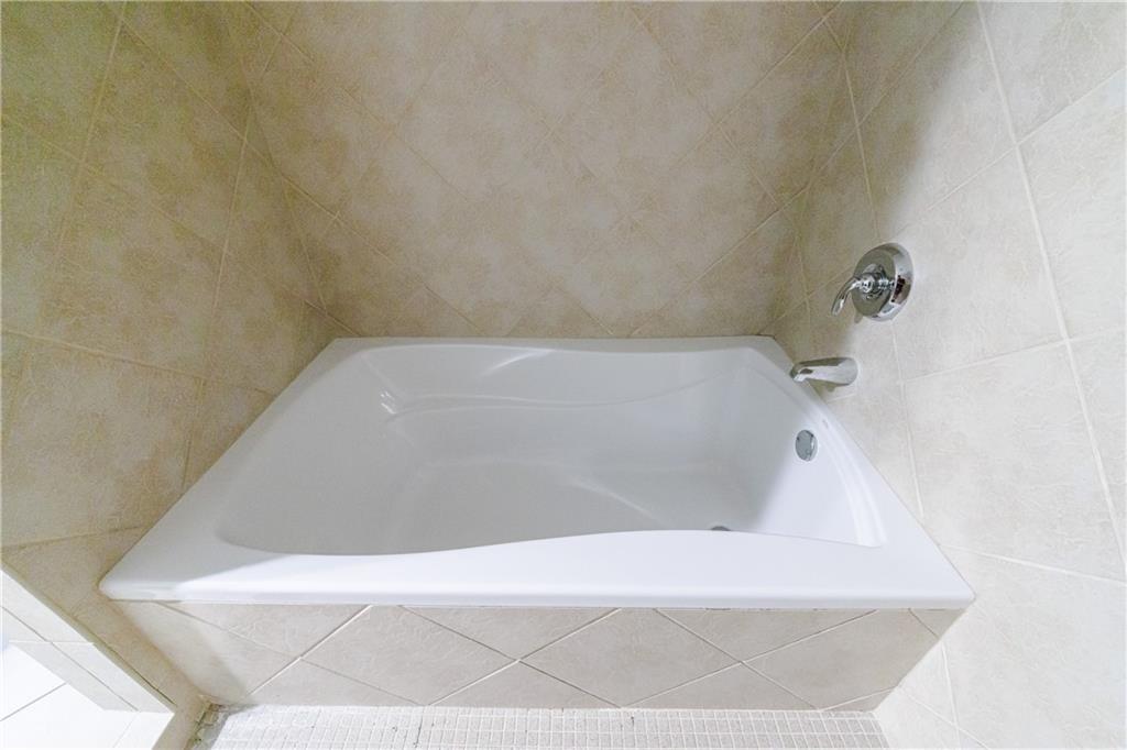 1380 Stirling Circle NW Unit 26