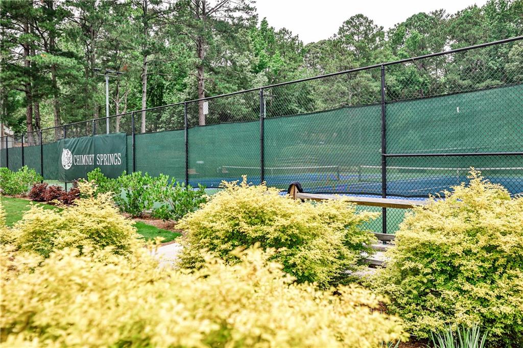 2528 Chimney Springs Drive